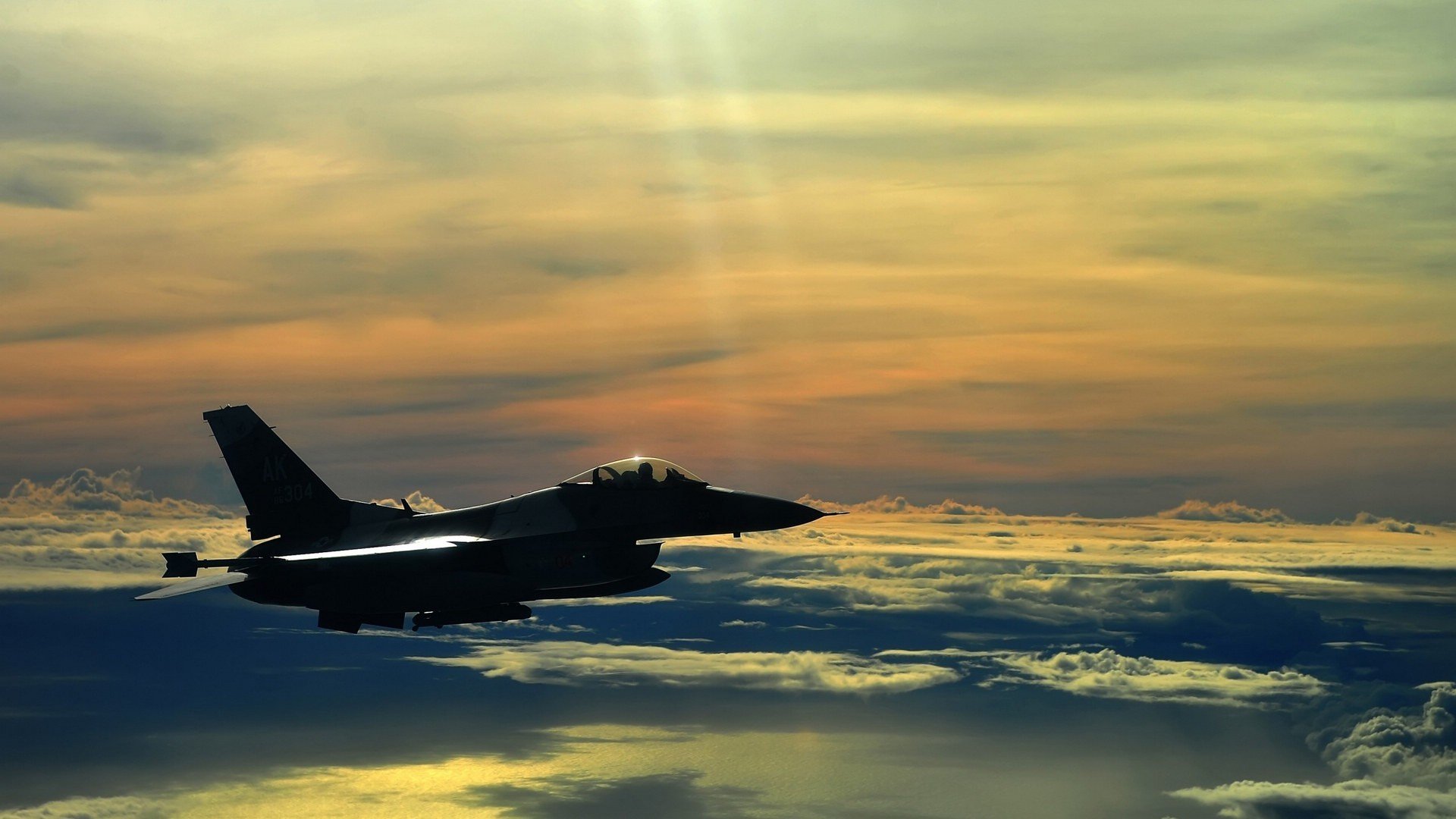 AYX爱游戏中国-精彩集锦：封盖、逆转、致胜三分，精彩不停！，什么叫封盖